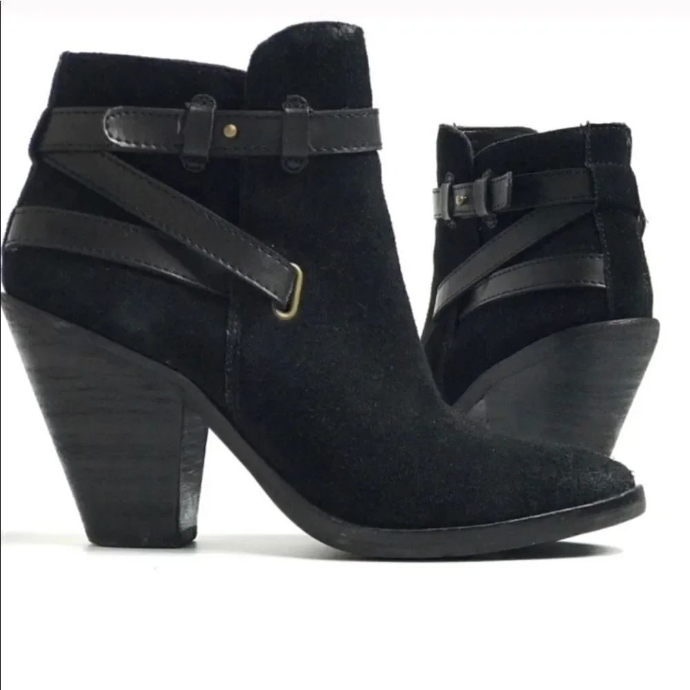 ✨ Callia Booties
Dolce Vita✨ - Picture 5 of 8